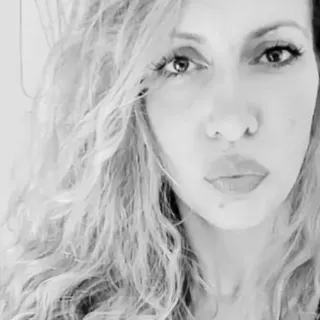 Sonia Dos Santos Sonia Dos Santos