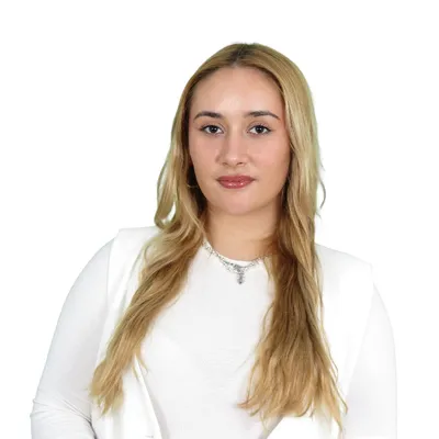 Claudia Gonzalez Claudia Gonzalez