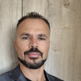 Edison Oliveira Edison Oliveira