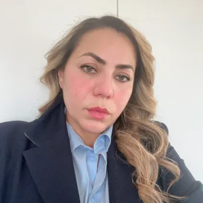 Claudia Tovar Claudia Tovar