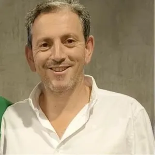 Leopoldo Larraondo Leopoldo Larraondo