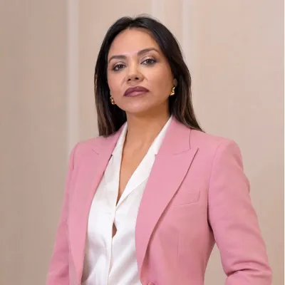 Estefania Canales