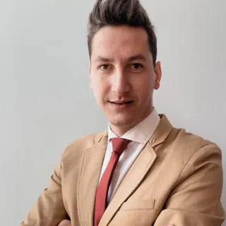 Caryl Ferrero Caryl Ferrero