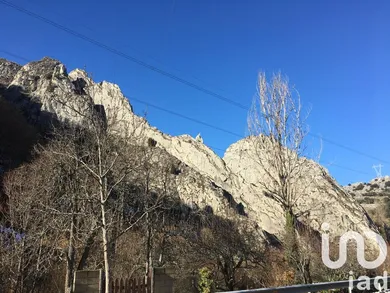 Casa de poble a La Pola de Gordón
