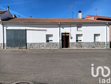 Casa de pueblo en Santa Elena de Jamuz