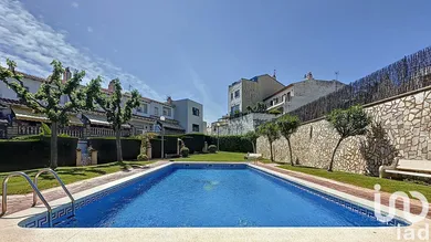 Semi-detached house in Sant Pere de Ribes