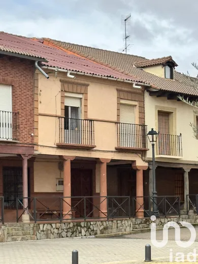 Casa de poble a Villamañán