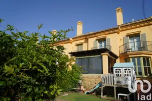 Maison jumelle à San Roque