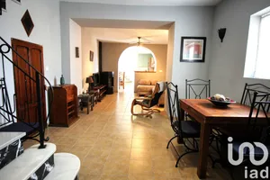 Casa de poble a Oliva