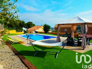 Casa a Castellet i la Gornal