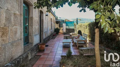 Semi-detached house in Láncara