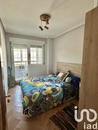 Semi-detached house in La Robla