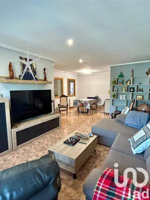 Casa adossada a La Robla