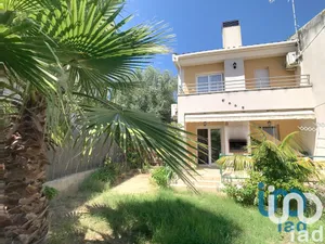 Casa adossada a Roda de Berà