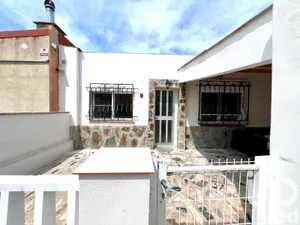 Apartment in house in Sant Jaume d'Enveja