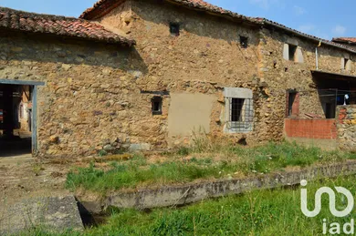 Casa de poble a Cuadros