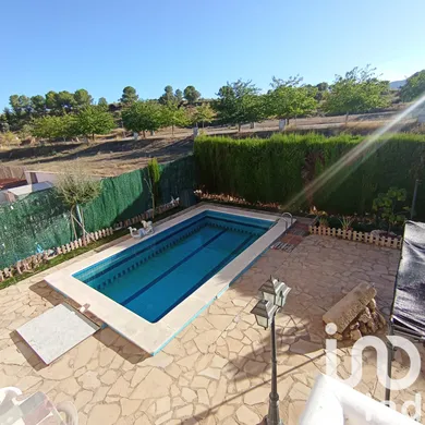 House in Flix