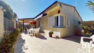 Casa adossada a Banyeres del Penedès