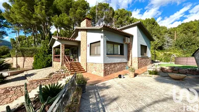 Appartement en maison à Bigues i Riells del Fai