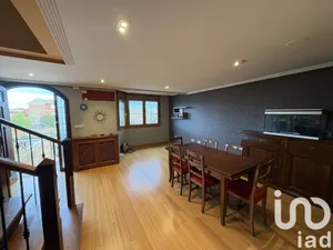 Casa adossada a Sariegos