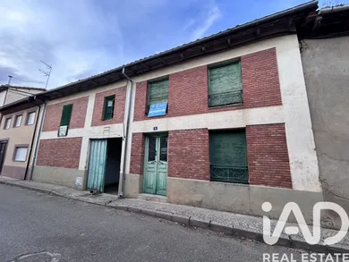 Maison de village à Villaturiel