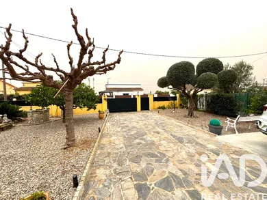 Maison à SAN JAUMA DELS DOMENYES