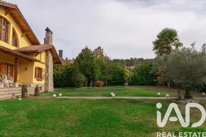 Chalet en Carbajal de la Lengua 