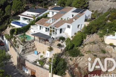 Casa  a Cabrils