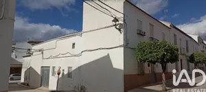 Village house in Santiago de Calatrava