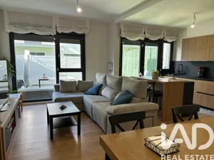 Casa adossada a León