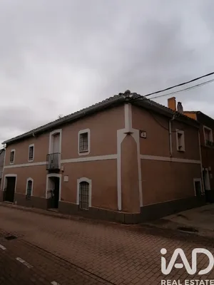 Casa de poble a Belvís de la Jara