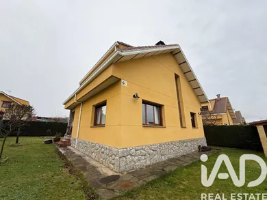 Chalet en villanueva del carnero