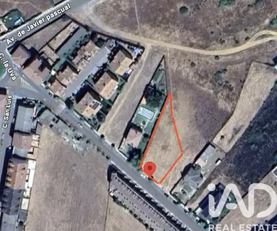 Land in Valverde de la Virgen