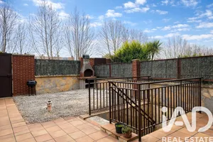 Casa adosada en Villamediana de Iregua