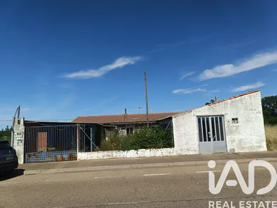 Casa de campo en San Pedro Bercianos