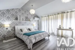 Casa adossada a Palau-solità i Plegamans