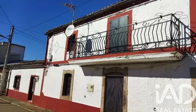 Casa de pueblo en Buenamadre