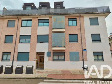 Pis a Santovenia de Pisuerga