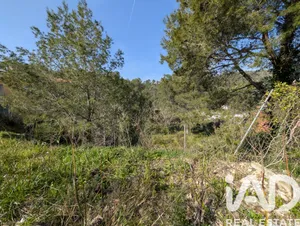 Terreno edificable en Canyelles