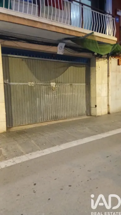 Garage à Badalona