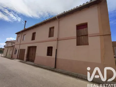 Village house in San Justo de la Vega