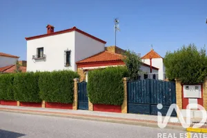 Chalet en Dos Hermanas