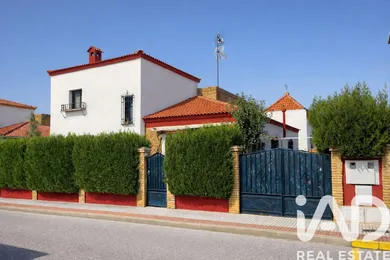 Chalet en Dos Hermanas