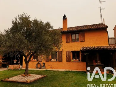 Maison à Garrafe de Torío