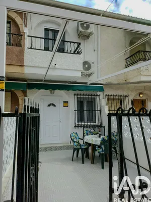 Casa adossada a Santa Pola