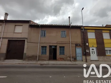 Maison de village à Hospital de Órbigo