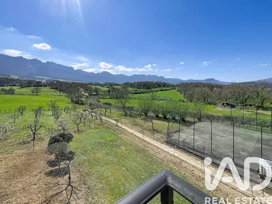 Casa de pagès a Valle de Mena