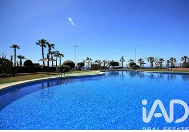 Casa adossada a Orihuela