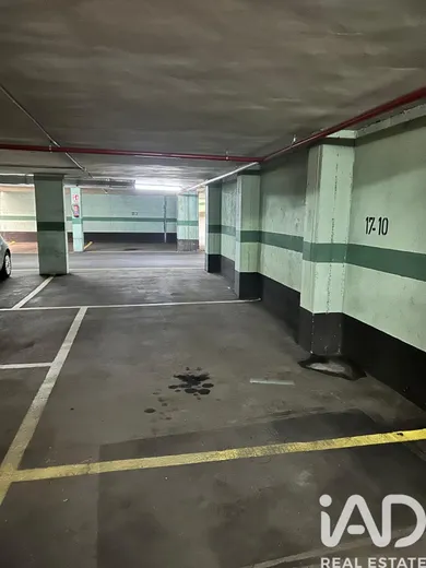 Garage in Madrid