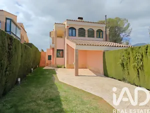 Semi-detached house in Mont-roig del Camp